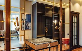 Дом у озера